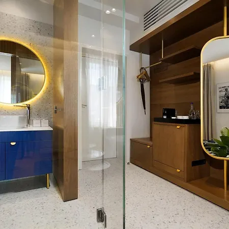 Dominic Smart & Luxury - Edition