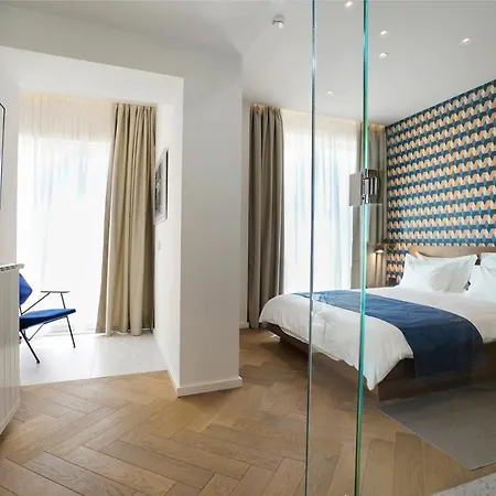 Dominic Smart & Luxury - Edition