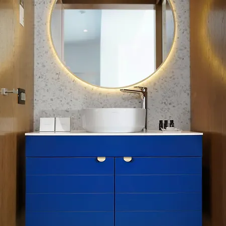 Dominic Smart & Luxury - Edition بيت ضيافة 4*