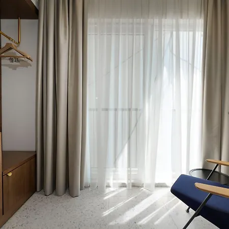 Dominic Smart & Luxury - Edition بيت ضيافة بلغراد