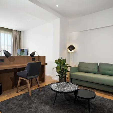 Dominic Smart & Luxury - Edition بيت ضيافة 4*